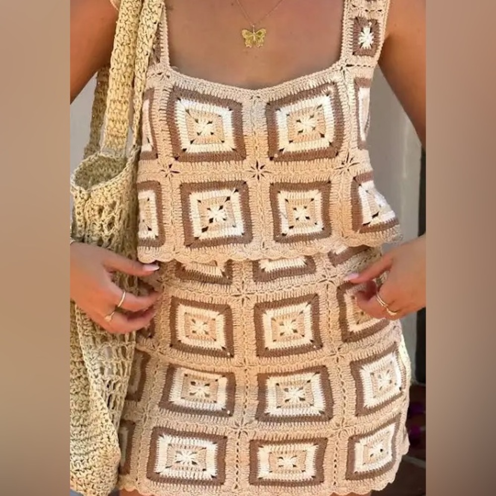 SHOW ME YOUR MUMU, Virgo set